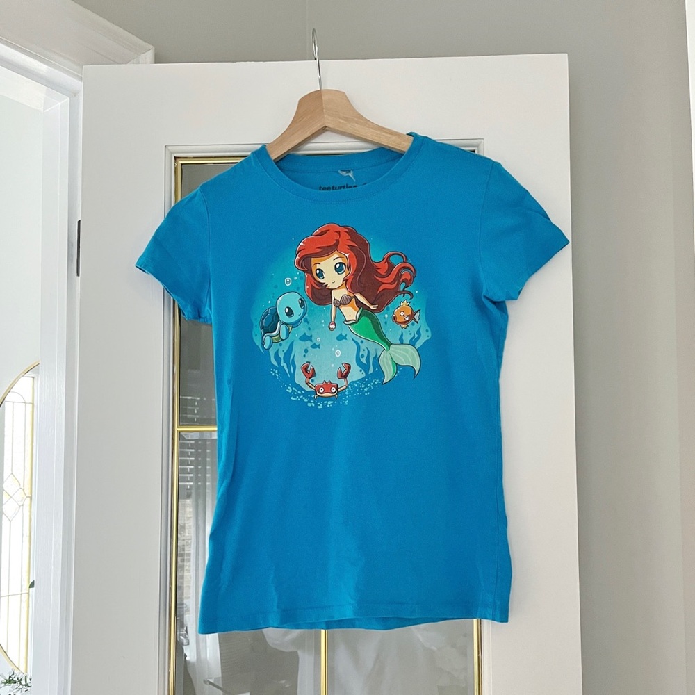TeeTurtle T-Shirt - Ariel (The Little Mermaid) and water Pokémon